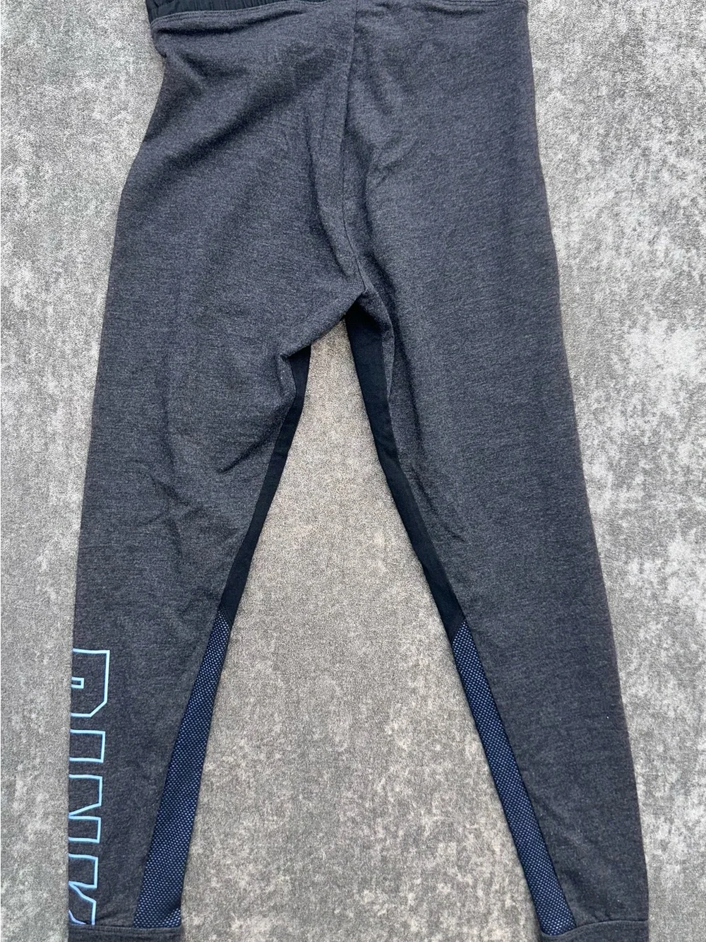 PINK Victoria's Secret Bright Blue Long-Sleeve Logo Tee & leggings (SET)